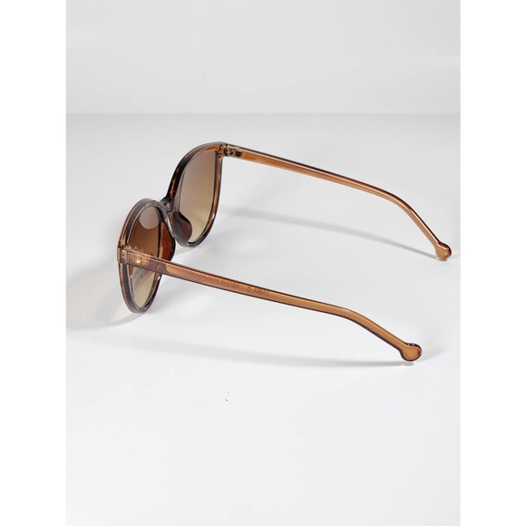 Foster Grant Beige Tortoise Shell Full Cat Eye Frame Sunglasses w/ Gradient Tint - Picture 4 of 11